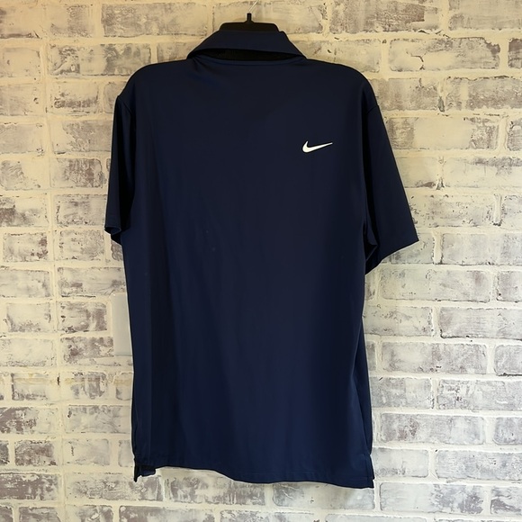 Nike Men’s Medium Navy Dri-Fit Polo Short Sleeve White Swoosh Golf Athletic - Picture 6 of 6